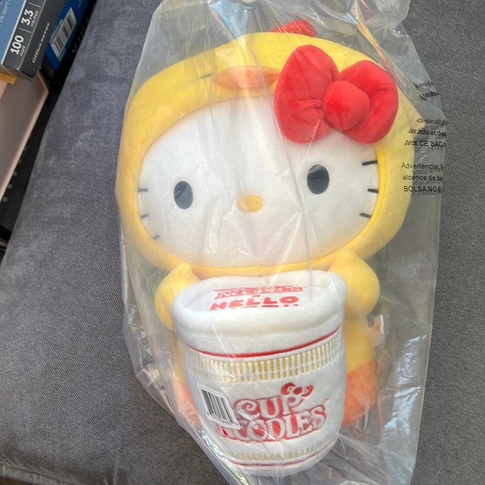 Hello Kitty x Nissan Cup Noodle Plush Kid Robot